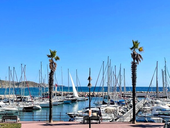 Marina