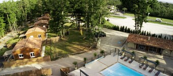 Vacation village in Périgord Noir, our chalets are ready to welcome you.