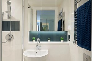 스튜디오, 금연 | 욕실