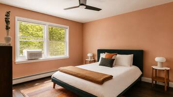 4 bedrooms, desk, iron/ironing board, travel crib