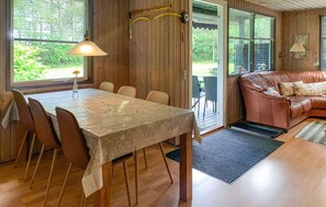 Interior - 2 bedroom lovely home in Silkeborg (Silkeborg)