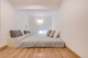 Blackout curtains, iron/ironing board, free WiFi