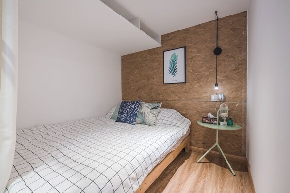 Suite, 3 Bedrooms | Langsir/tirai gelap terus, seterika/papan seterika, Wi-fi percuma