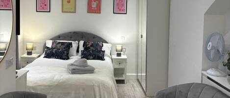 1 bedroom, iron/ironing board, WiFi, bed sheets