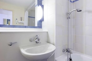 Quarto casal standard | Banheiro
