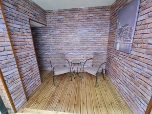 Terassi/patio