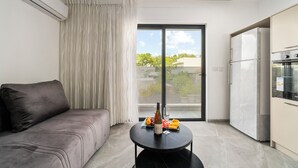 Căn hộ, ban công | Nội thất
