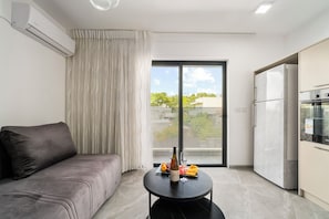 Apartment, Balcony | Interior - Gesher Haziv Modern Stay by Sea N' Rent (Gesher HaZiv)