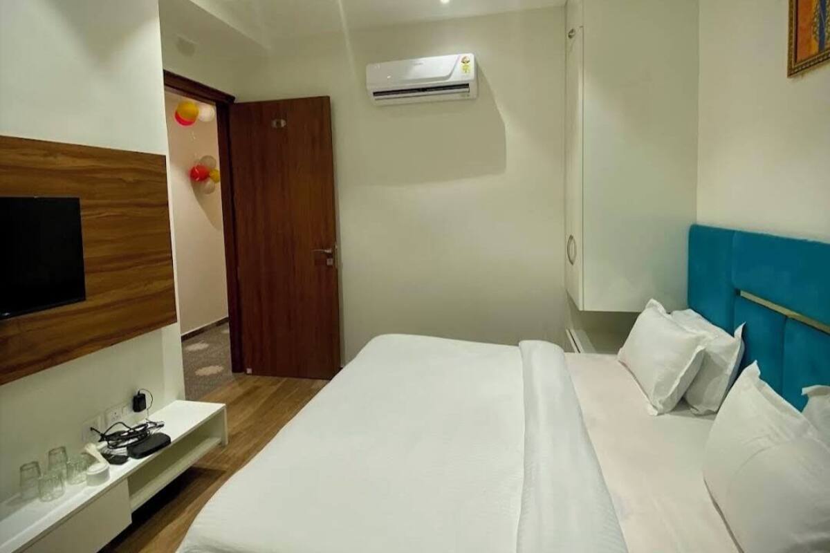 Kamar Klasik | Meja kerja, ruang kerja ramah laptop, dan Wi-Fi gratis