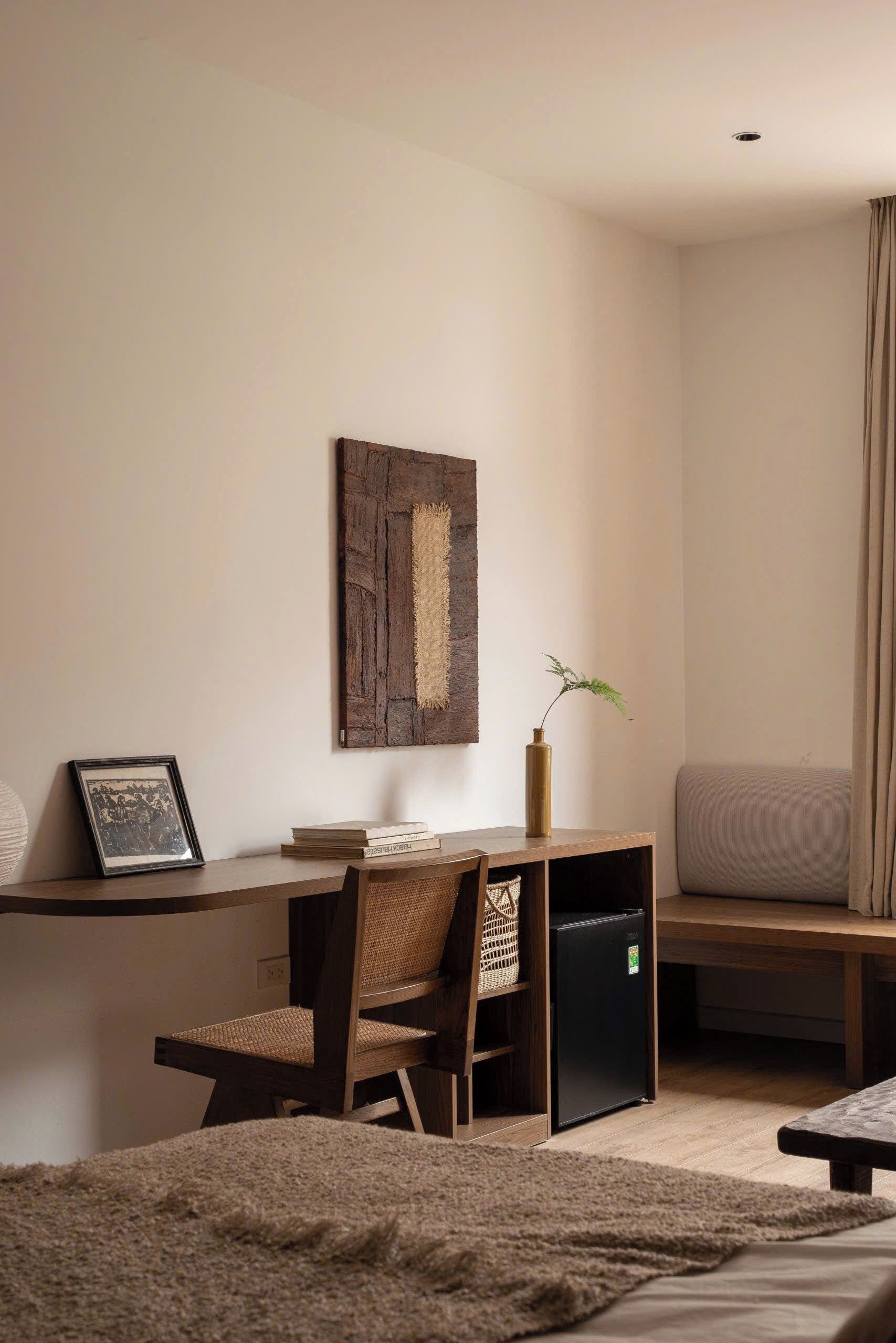 Desk, blackout curtains, iron/ironing board, free WiFi