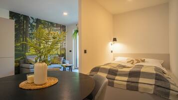 Apartment, Gartenblick | Schreibtisch