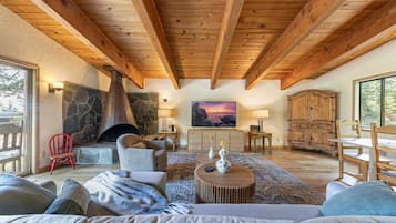 Smart TV, fireplace, books