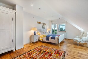 4 camere, ferro/asse da stiro, Wi-Fi, lenzuola