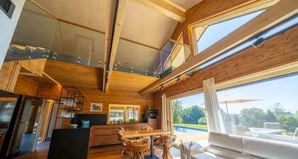 "Whisper of Alpacas" chalet new opening 09/25
