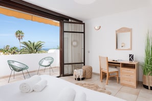 5 chambres, fer et planche à repasser, Wi-Fi gratuit, draps fournis