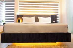 Luxury Apartment, City View | In-room safe, desk, laptop workspace, free WiFi
