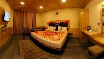 Escrivaninha, espaço de trabalho para notebook, Wi-Fi de cortesia