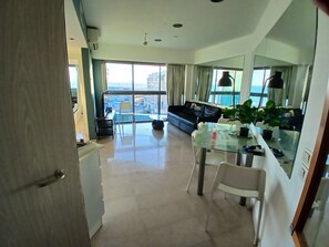 Interior - Charming 2-bedroom hotel in fabulous Herzliya with WiFi, AC, fitness room (Herzliya)