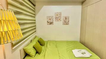 1 bedroom, iron/ironing board, WiFi, bed sheets