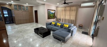 Cozy Johor Bahru Home With Family Room and Unblock Balcony View