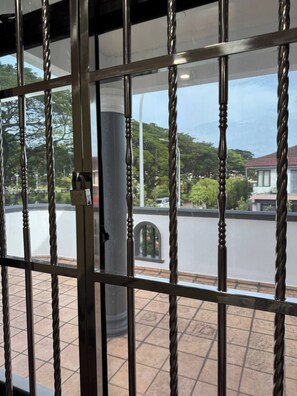 Casa, 4 habitaciones | Vista desde la propiedad