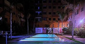 Pool - Charming 2-bedroom apartment in lovely Marrakesh with AC, Pool (Marrakesh)