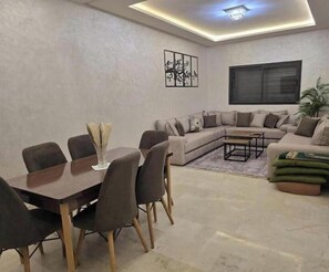 Interior - Charming 2-bedroom apartment in lovely Marrakesh with AC, Pool (Marrakesh)