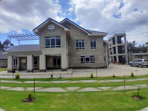 Exterior - Meirah Gardens Kinangop (Naivasha)