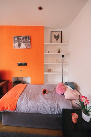 3 habitaciones, tabla de planchar con plancha y wifi gratis 