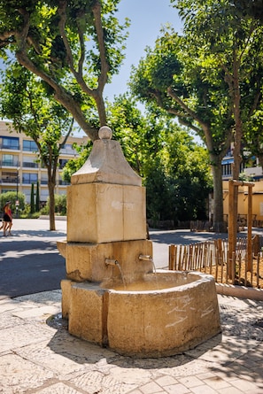 Enceinte de lâhĂ©bergement