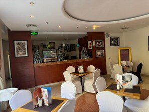 Coffee shop