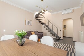 Interior - Daplace - Cosima Apartment 3 (Roma)