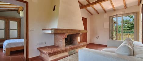 5 Schlafzimmer, Bügeleisen/Bügelbrett, Internetzugang, Bettwäsche