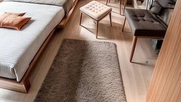 1 bedroom, travel crib, WiFi