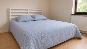 1 bedroom, iron/ironing board, WiFi