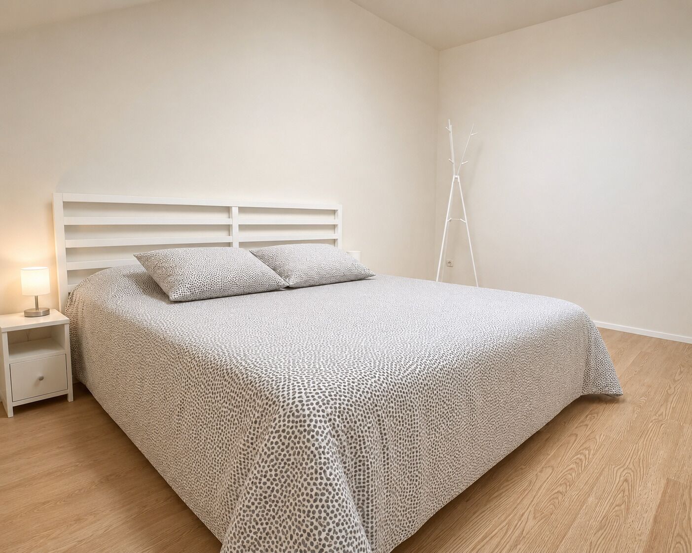 1 quarto, ferros/t ábuas de passar roupa, Wi-Fi, roupa de cama