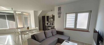 Gohysart 51b 1 Bruxelles-Charleroi-airport