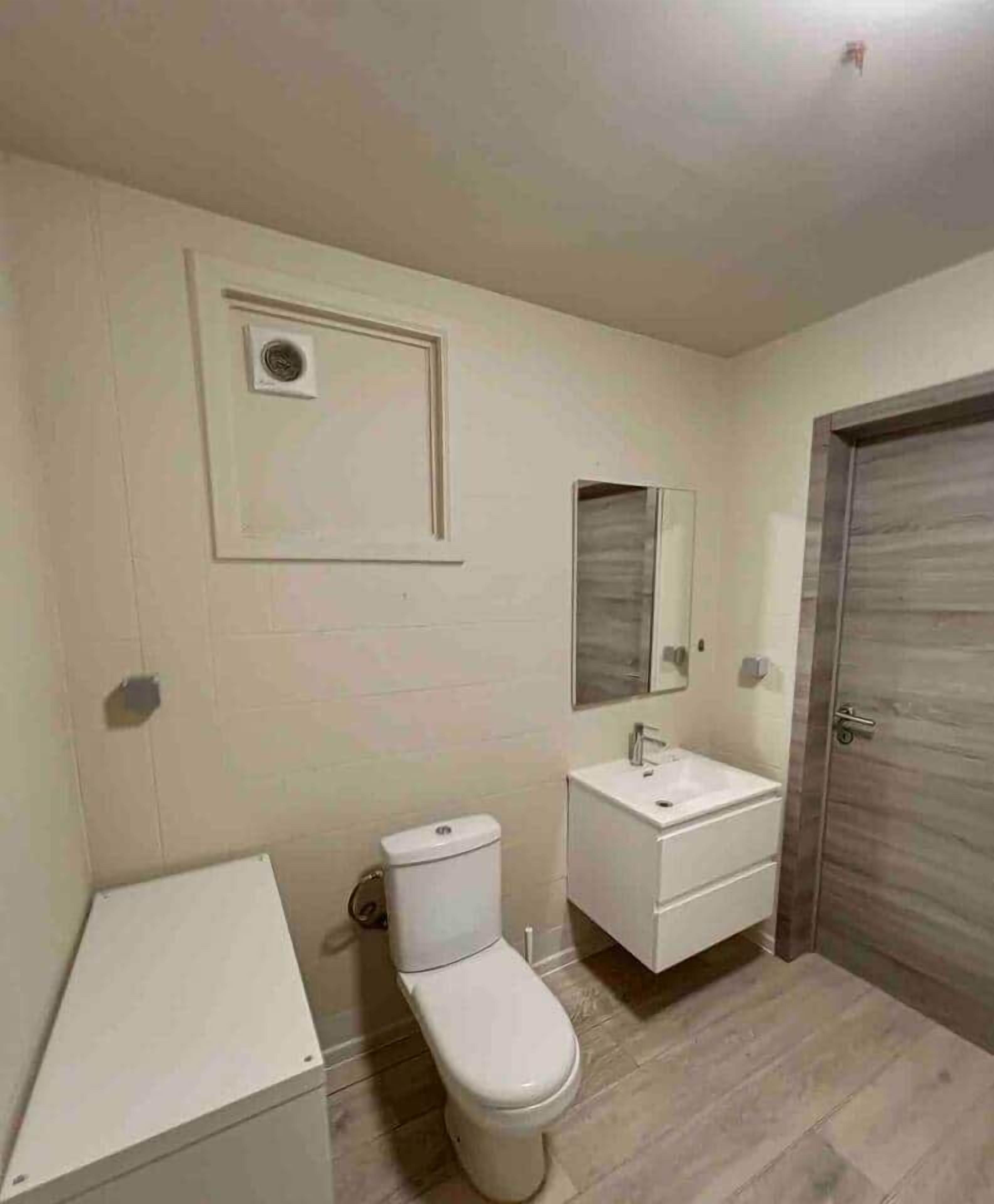 Hårtørrer, håndklæder, Toiletpapir