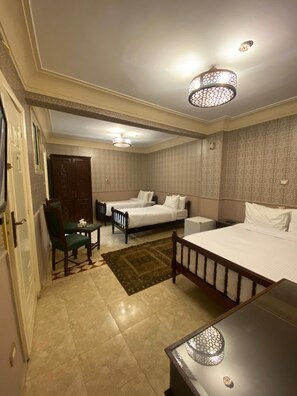 Chambre Triple Standard | Minibar, Wi-Fi gratuit