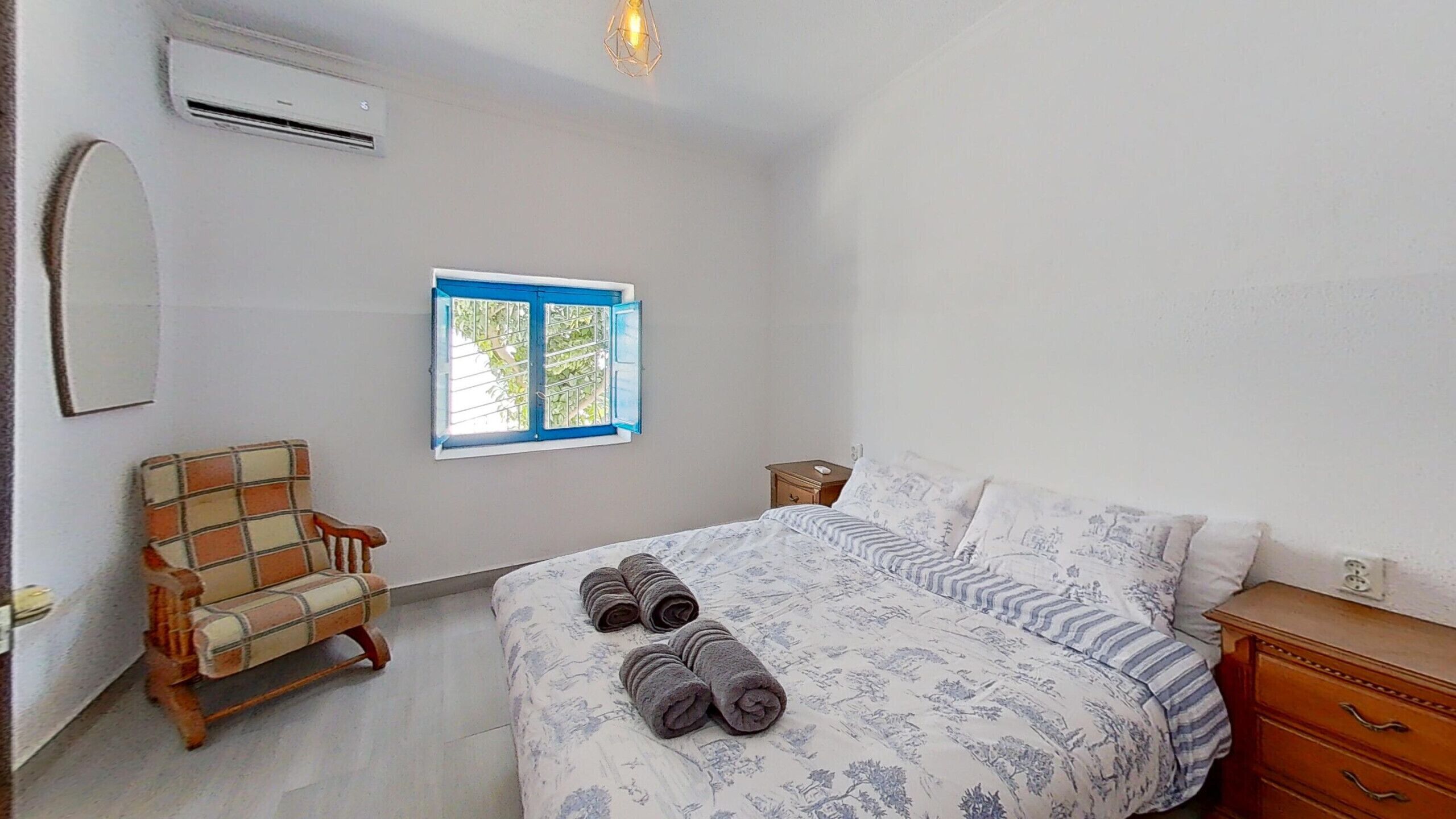 3 habitaciones, wifi gratis y ropa de cama 