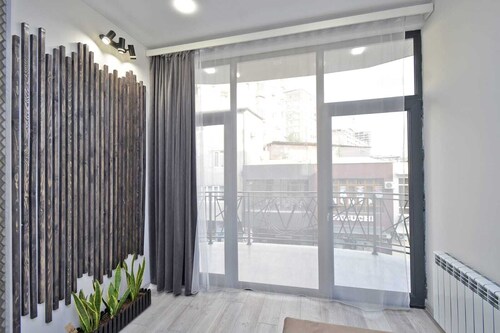 2-bedroom apartment in fantastic Yerevan with WiFi, AC