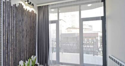 2-bedroom apartment in fantastic Yerevan with WiFi, AC