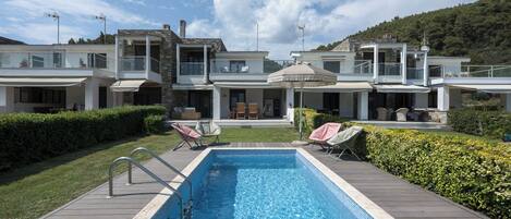 Alberca al aire libre