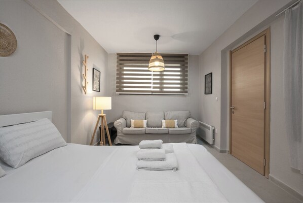 4 chambres, fer et planche à repasser, Wi-Fi gratuit, draps fournis