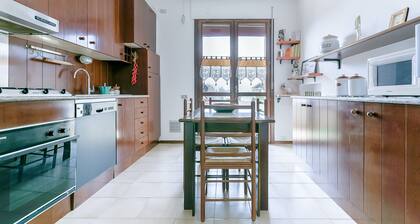 Queen Home Paola - Trois Chambres Appartement, Couchages 7