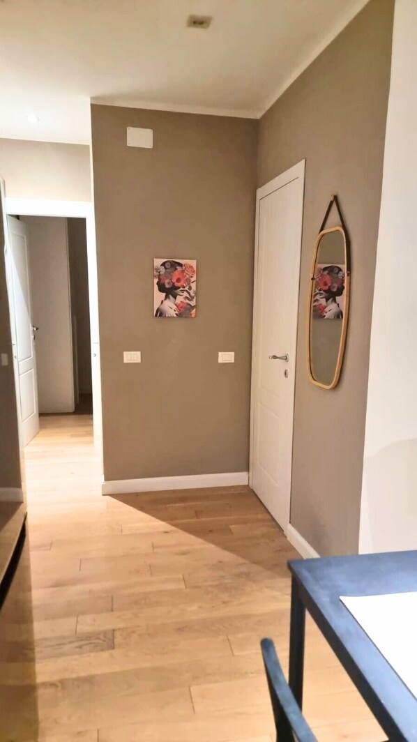 Interior - Queen Home Bologna Exhibithion (Bologna)