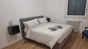 1 bedroom, free WiFi, bed sheets - Queen Home Bologna Exhibithion (Bologna)