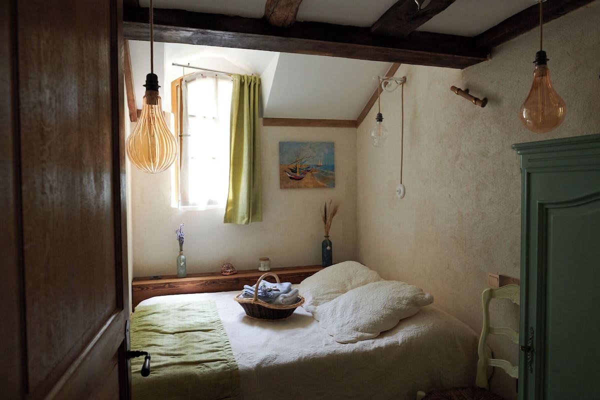 Chalet, 2 Bedrooms | In-room safe, iron/ironing board, free WiFi