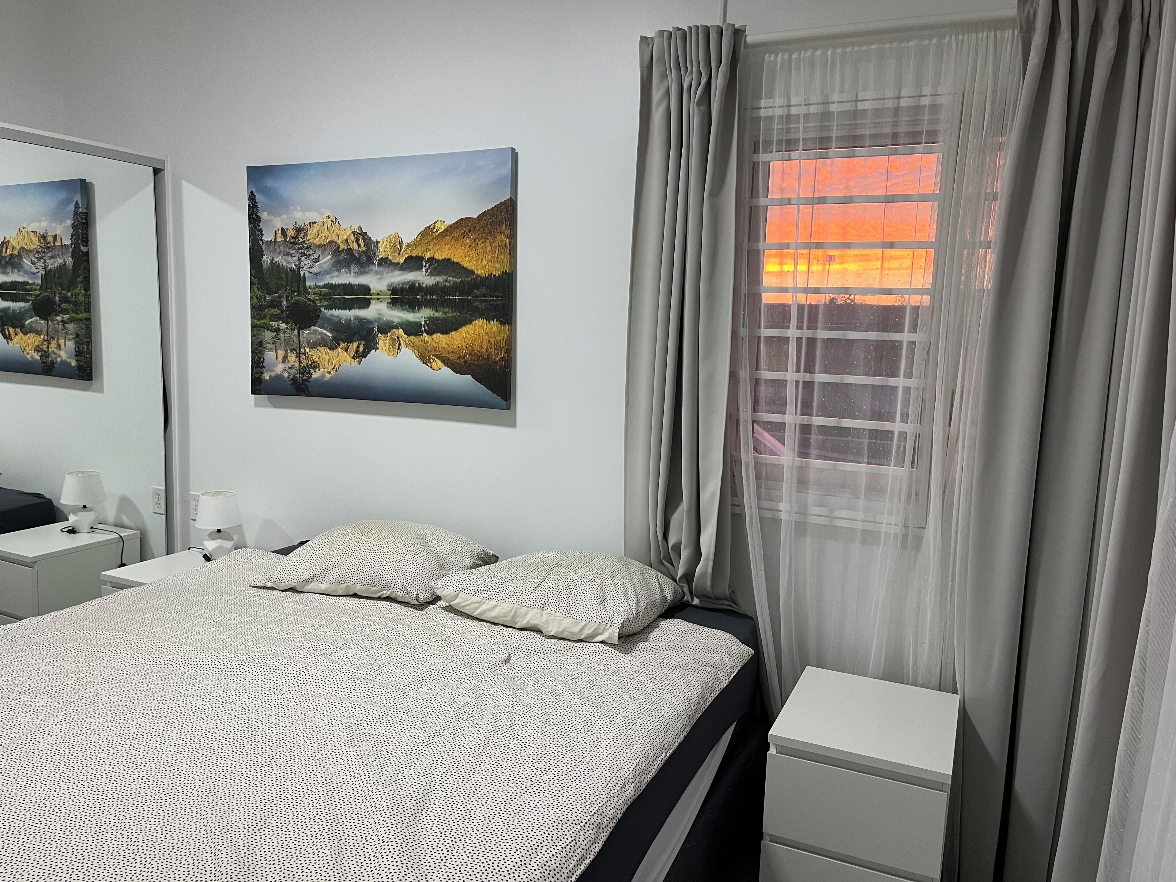 2 Schlafzimmer, Bügeleisen/Bügelbrett, Bettwäsche