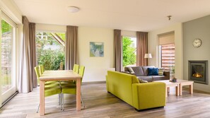 Unclassified image, 2 of 18, button